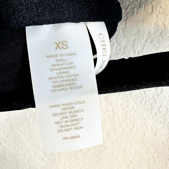 Chelsea & violet Bikini Set XS - Picture 4 of 8